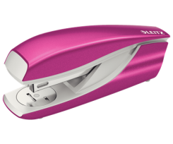 Степлер Leitz Wow cкоба №24/6 26/6 до 30 аркушів рожевий металік (5502-10-23)